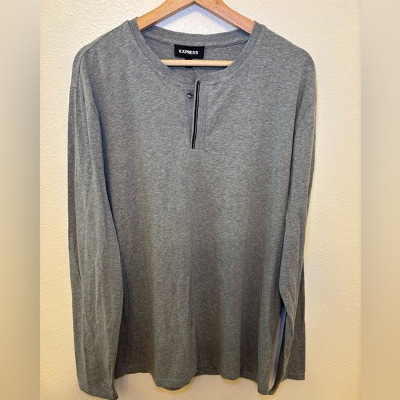 Express Other - NWT Express Heather Gray Long Sleeve Shirt